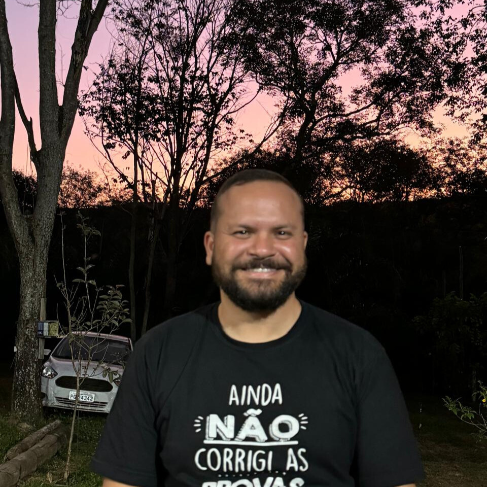 Prof. Dr. Anderson Aparecido