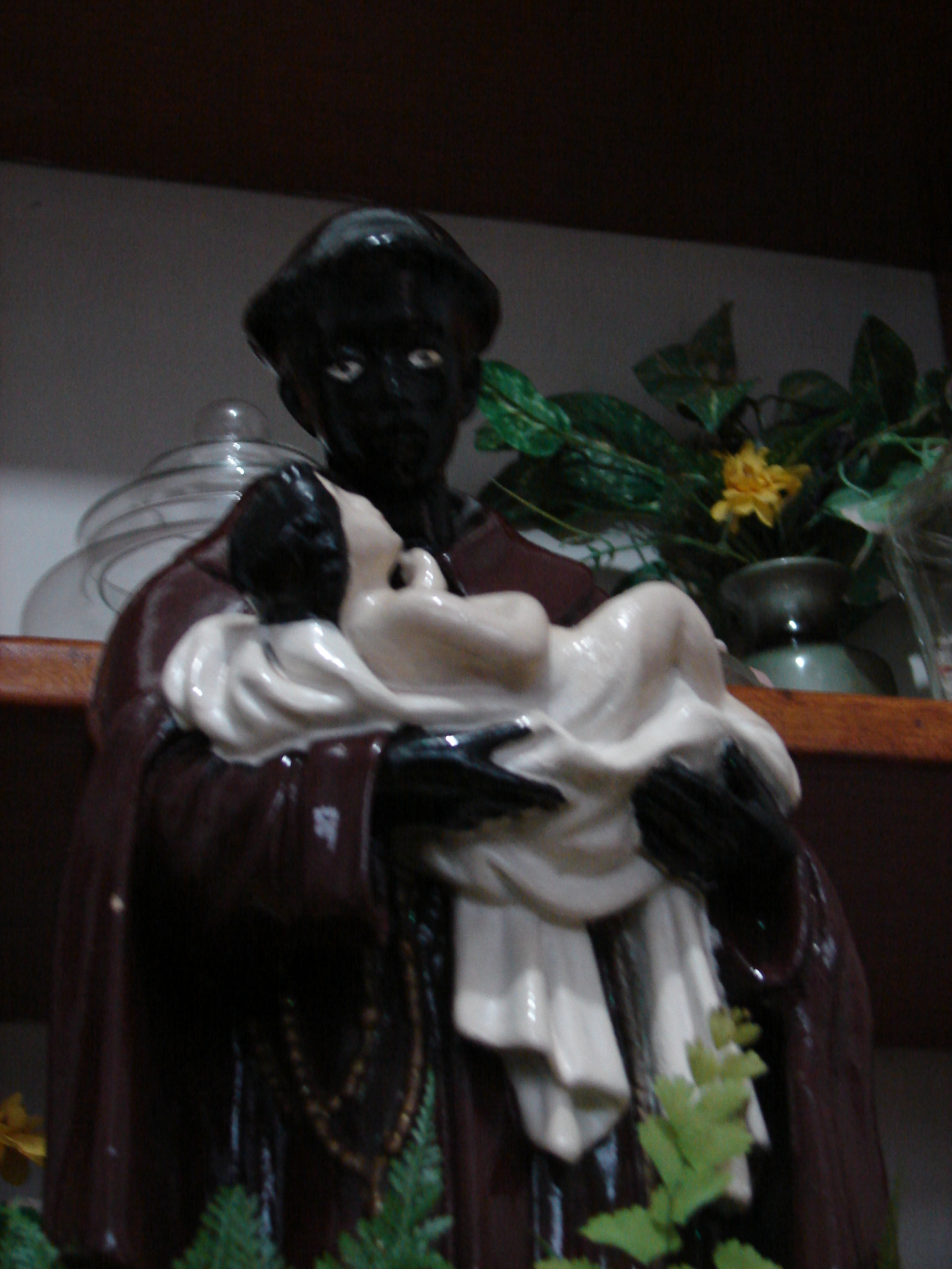 A Irmandade de São Benedito – Estatua.